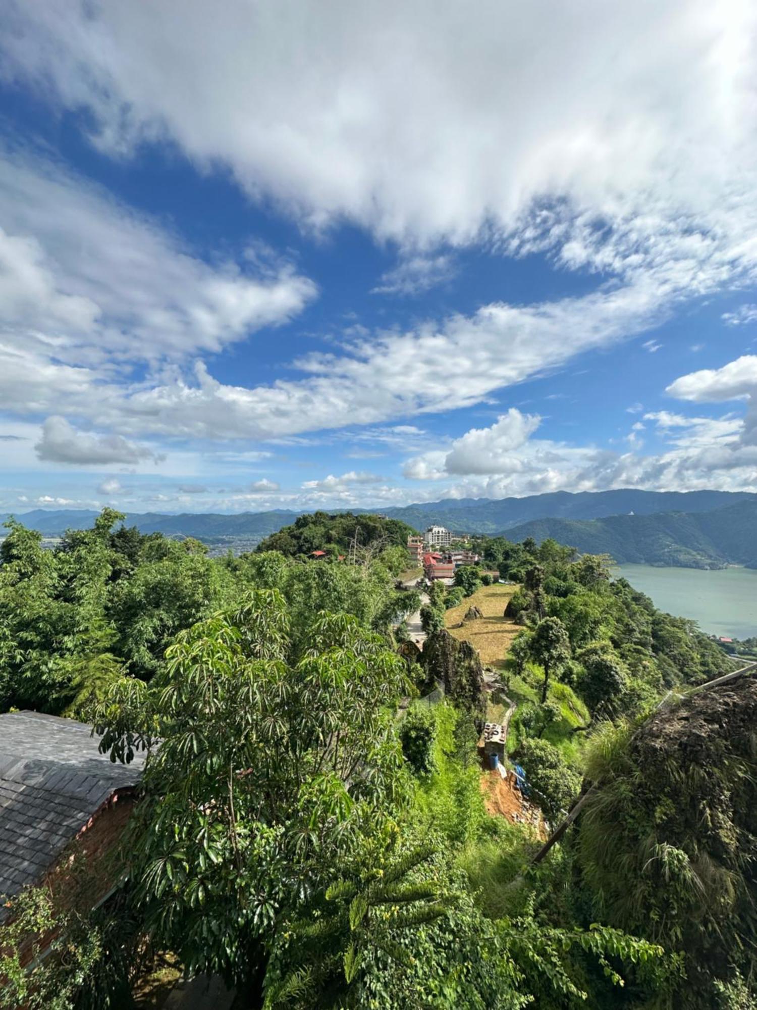 Rock Garden Resort โพคารา ภายนอก รูปภาพ