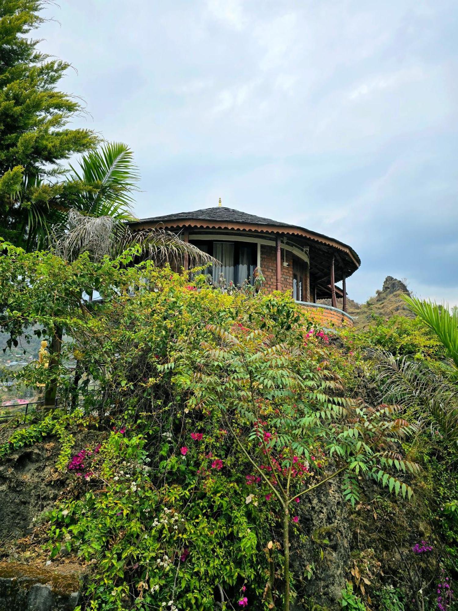 Rock Garden Resort โพคารา ภายนอก รูปภาพ