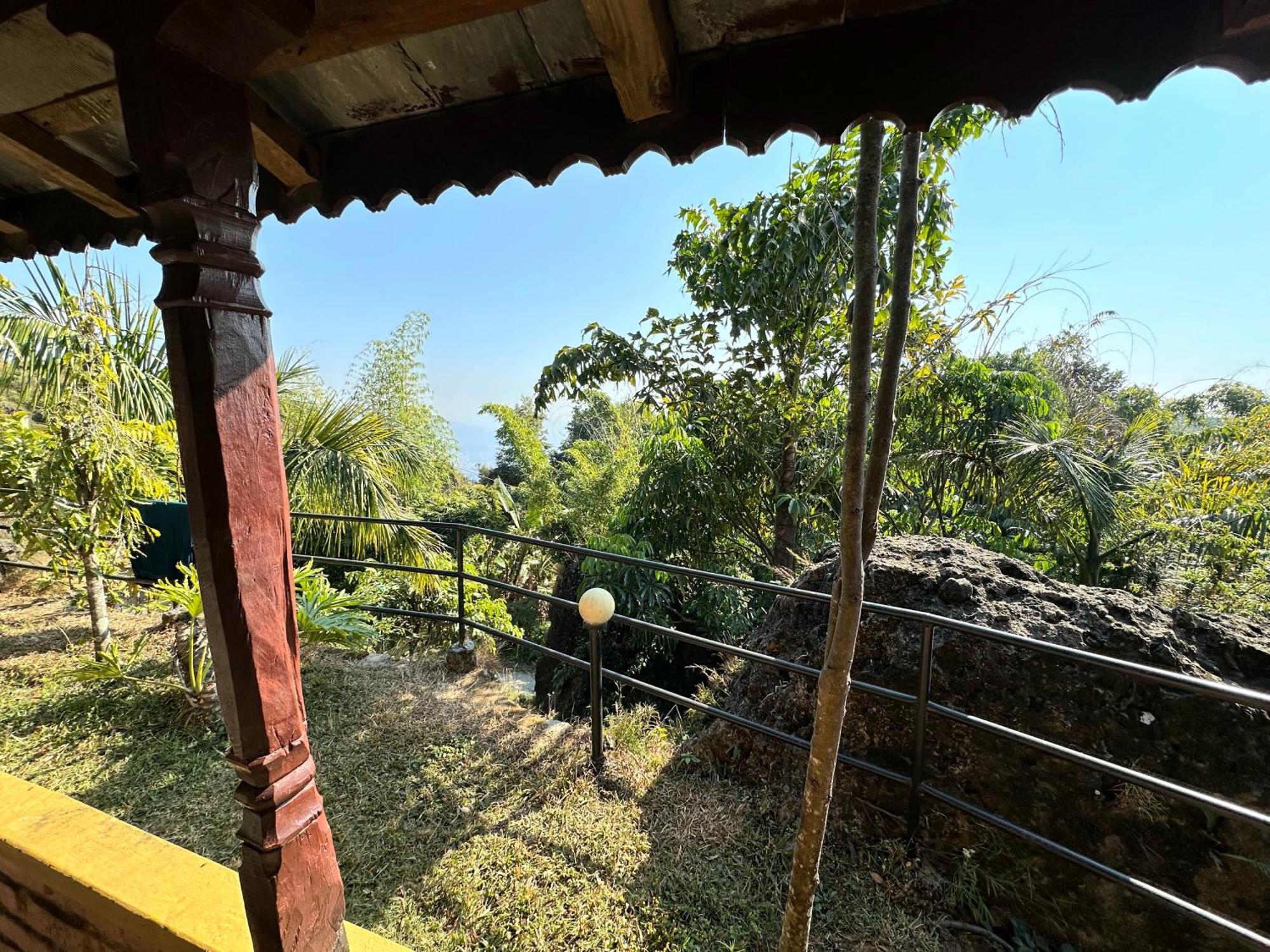 Rock Garden Resort โพคารา ภายนอก รูปภาพ